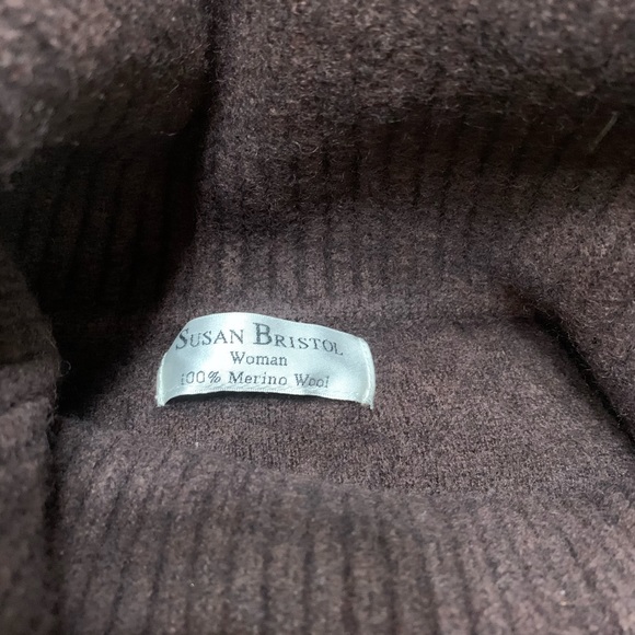 Brown vintage chocolate merino wool sweater S-M - Picture 3 of 3